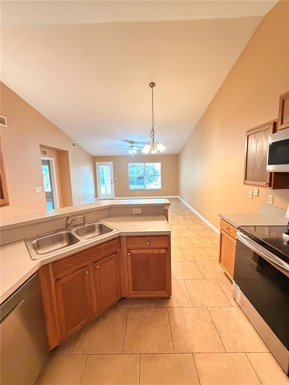Photo - 24 Ryall Ln
