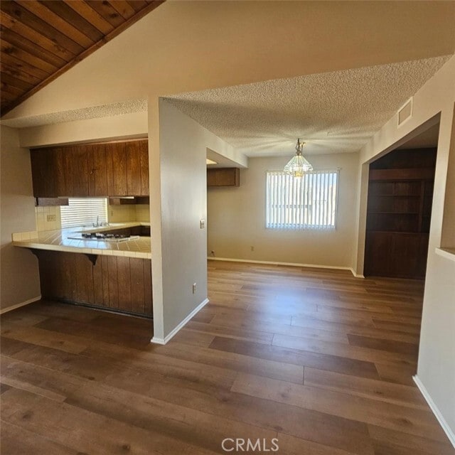 Photo - 5090 Viceroy Ave