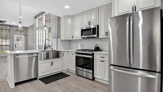 Building Photo - 4935 Otter Peak Dr