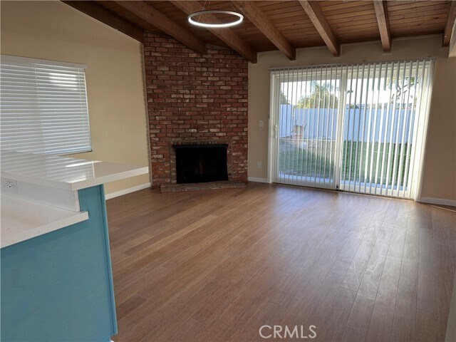 Photo - 700 La Presa Dr