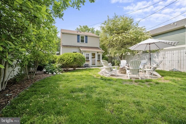 Photo - 102 E Linden St