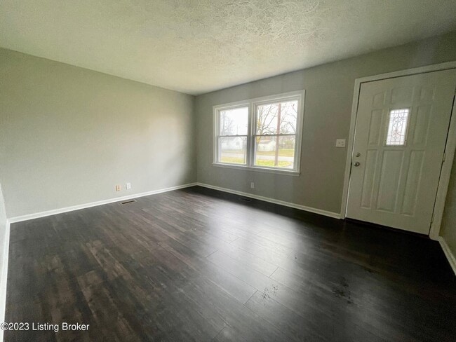 Photo - 4006 Weigela Dr