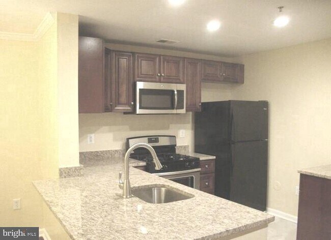 Photo - 17701 Kilmarnock Terrace Unidad 1-N