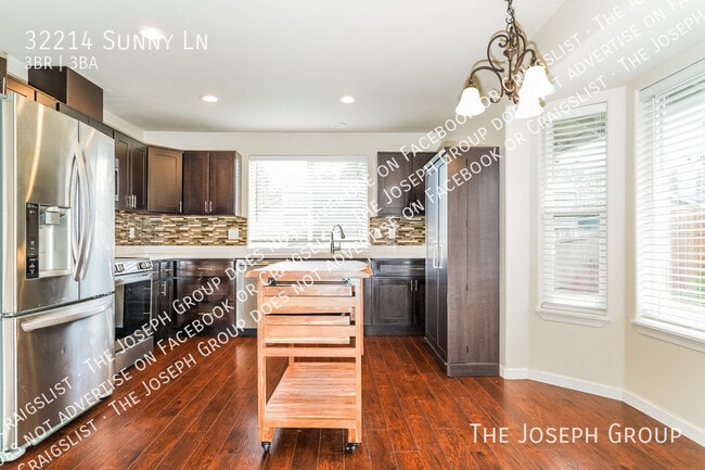 Photo - 32214 Sunny Ln