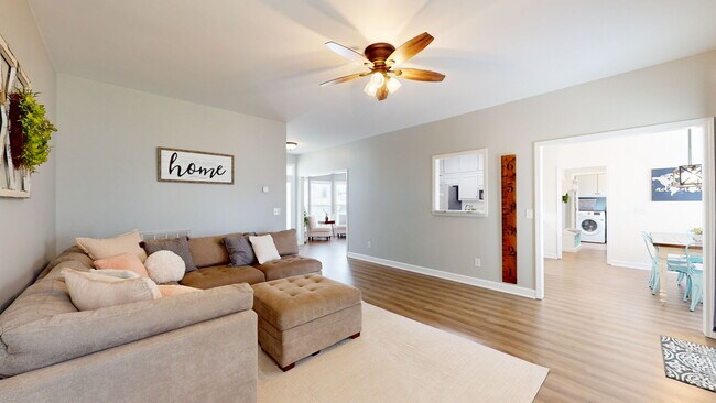 Photo - 2259 Dewey Dr