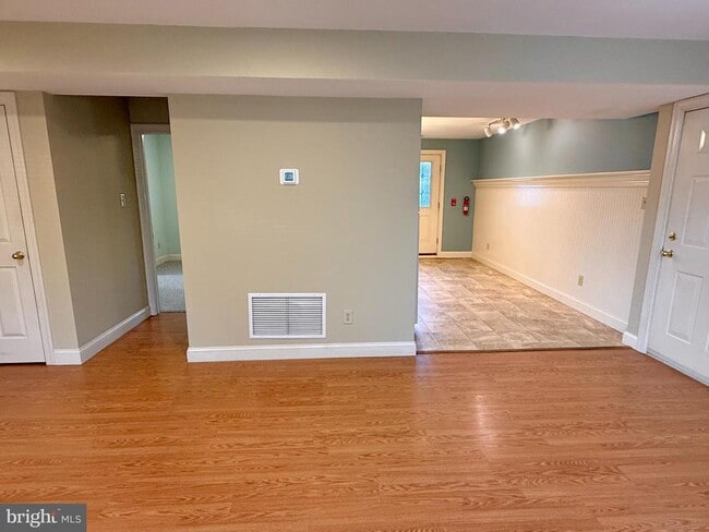 Photo - 101 King St Unit 3