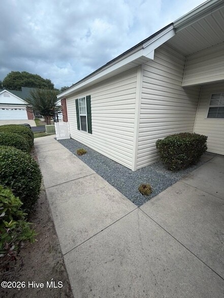607 Sunset Oaks Ln