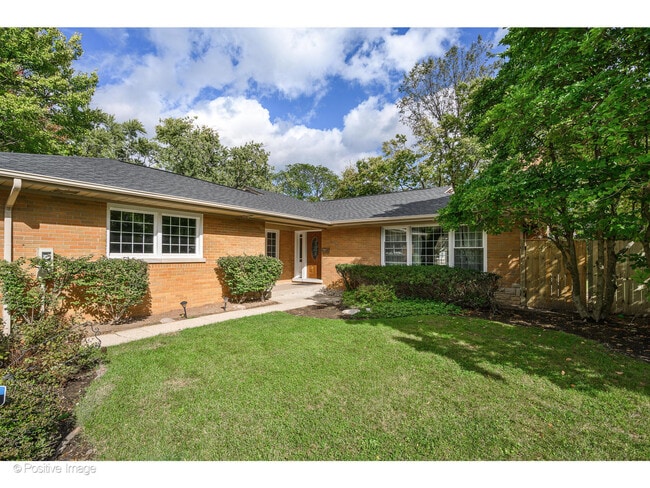 Photo - 335 Brookside Ln