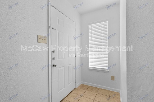 Photo - 8133 Julie Ave