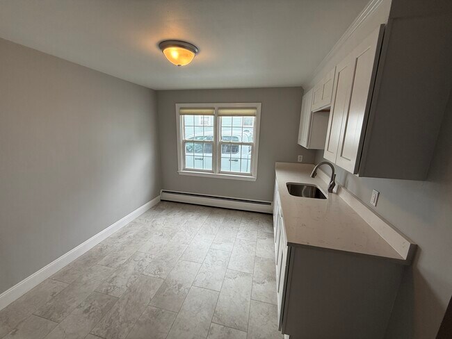 Photo - 80 Airlie St Unit 1L