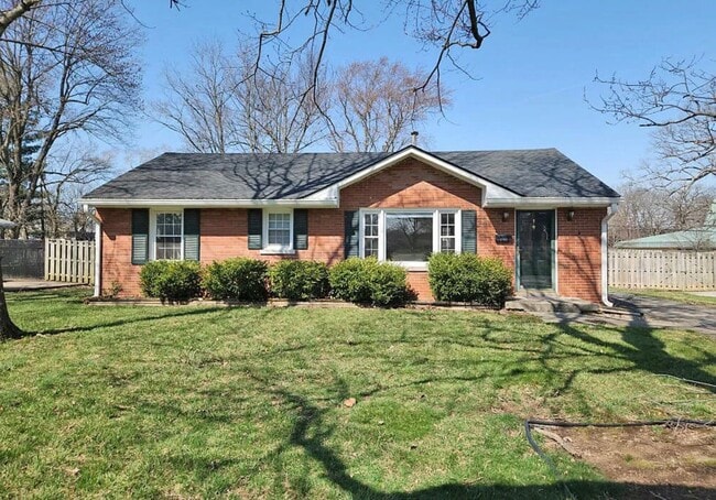 Photo - For Rent: Classic 3-Bedroom Brick Ranch in Lexington