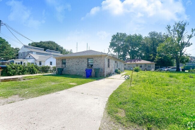 Building Photo - 8104 Turner Rd Rental