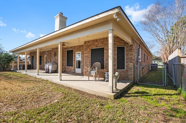 Photo - 9292 Deepwater Dr