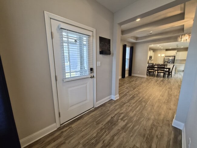 Photo - 14221 James Dean Dr