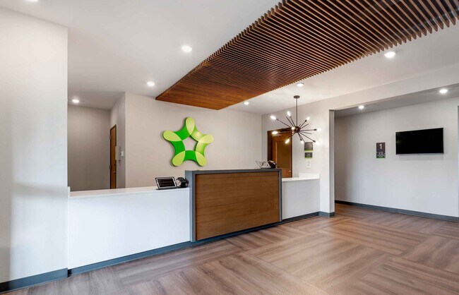 Furnished Studio-Madison