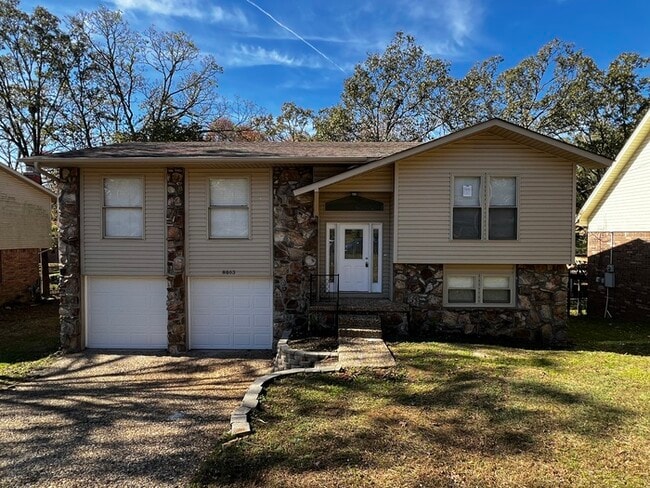 Building Photo - 8803 Patricia Lynn Ln