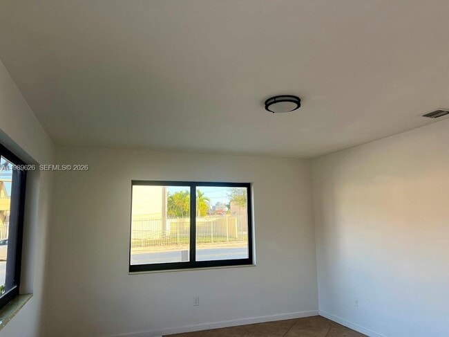 Photo - 98 NE 71st St Unit 1