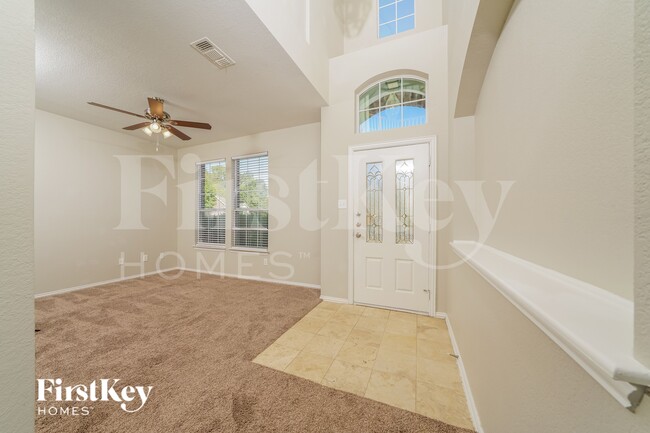 Photo - 500 Crystal Falls Dr