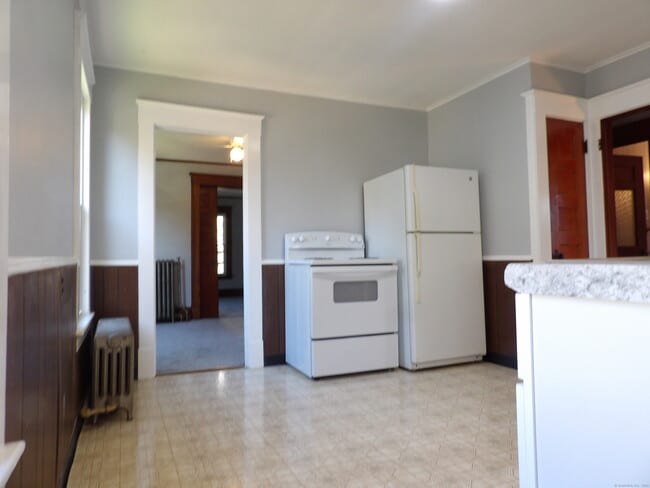 Photo - 172 Woodland St Unidad 2