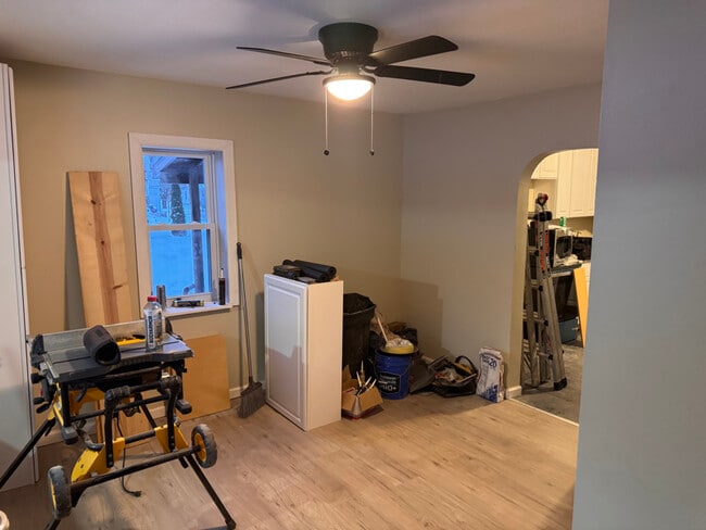 Photo - 418 S Wiley St