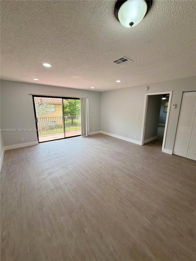 Photo - 4286 NW 114th Terrace Unidad 4286