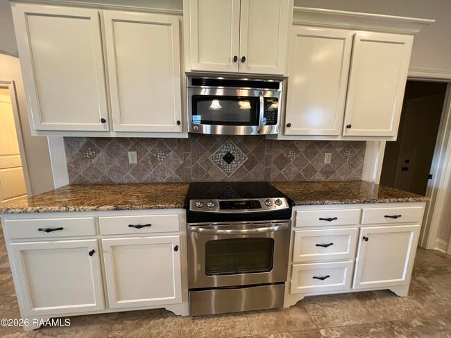 Photo - 204 Crenshaw Dr