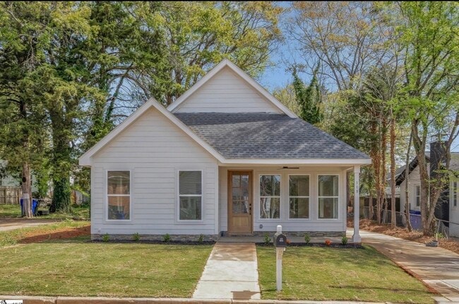 Building Photo - 119 Maco St