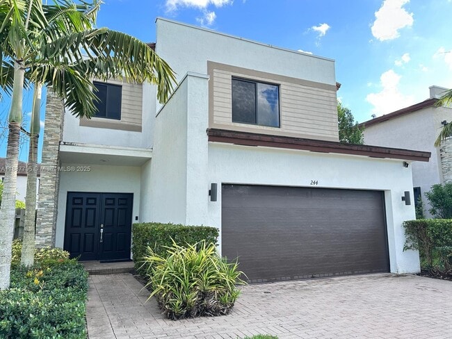 Building Photo - 244 NE 210th Way