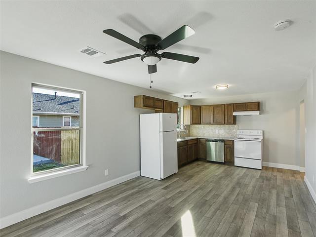 Photo - 1104 Hamilton St