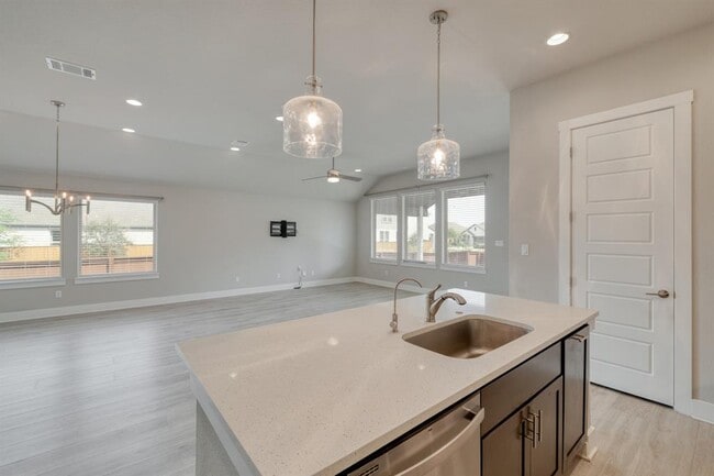 Photo - 4600 Post Ln