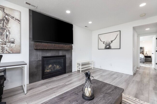 Photo - 2744 Newcastle Dr Unidad SI ID1597577P
