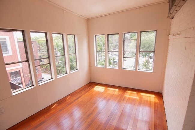 Photo - 1805 Beacon St Unidad 3