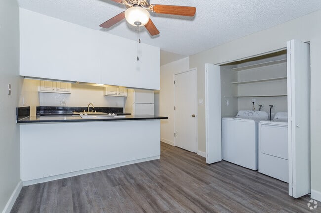 3BR, 2BA - 1,400 SF A