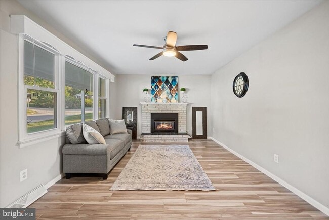 Photo - 9109 Pinehurst Dr