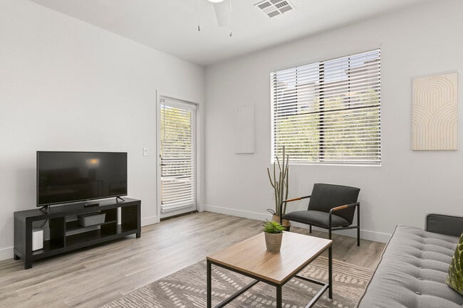 Photo - 9450 W Cabela Dr Unidad ID1014634P