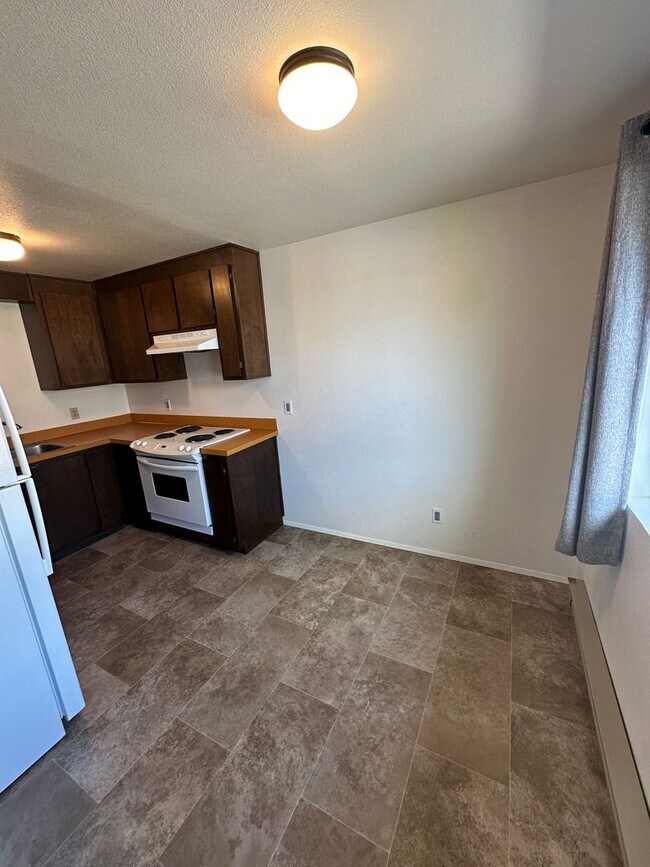 Photo - 1300 Main St Unit C