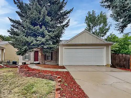 Building Photo - 17752 E Bethany Dr