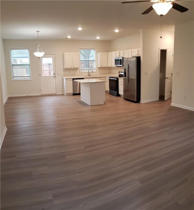 Photo - 1151 Pontiac Cir