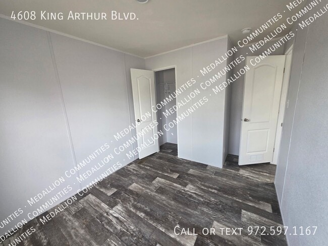 4608 King Arthur Blvd