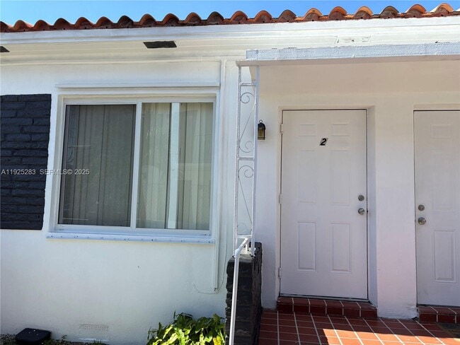 Photo - 1035 SW 3rd St Unit 2