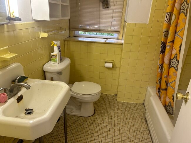 Photo - 25 S Highland Ave Unit apartment 1