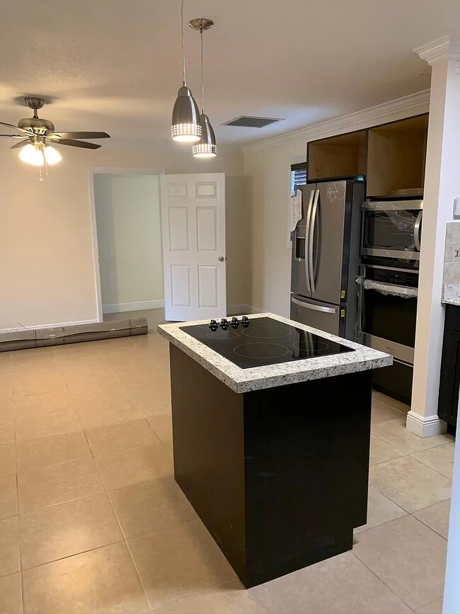 Photo - 18 Crossings Cir Unit F