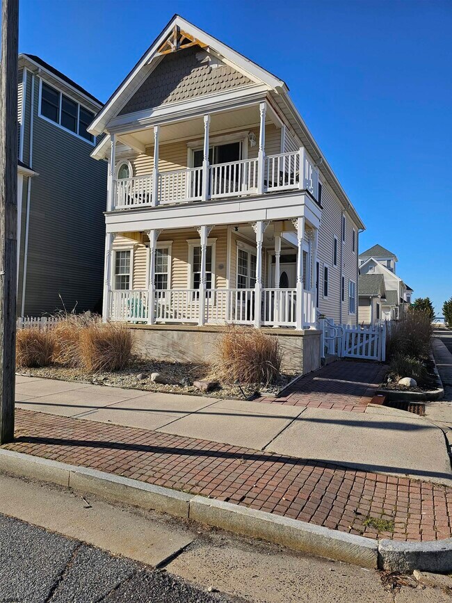 Photo - 101 Adriatic Ave