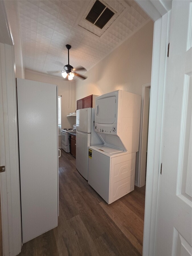 Photo - 601 W Washington Ave