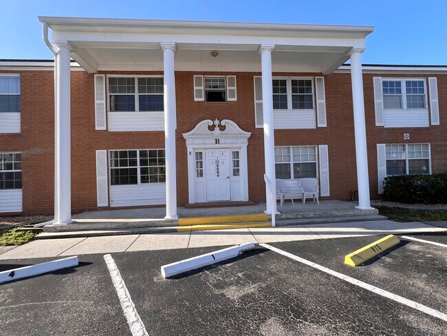 Photo - 4158 Tamiami Trl Unit B4