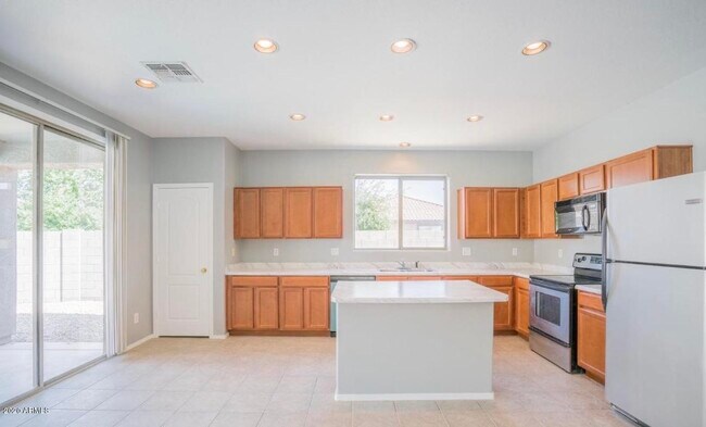 Photo - 17880 N 183rd Ave