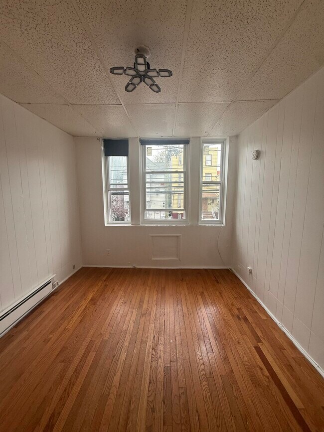 Photo - 1128 Summit Ave Unit 2R