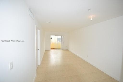 Photo - 4137 Stirling Rd Unit 304