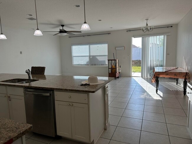 Photo - 314 Briarbrook Ln