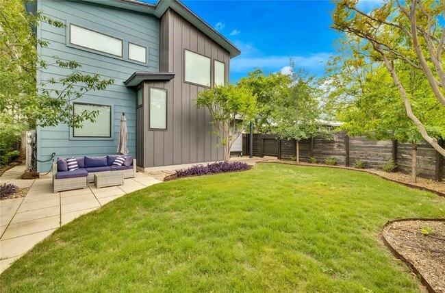 Photo - 1311 Justin Ln House